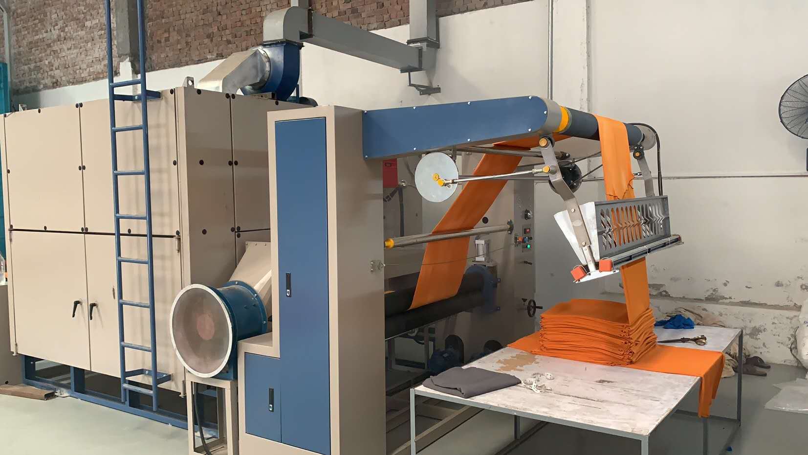 Single tube heat setting machine